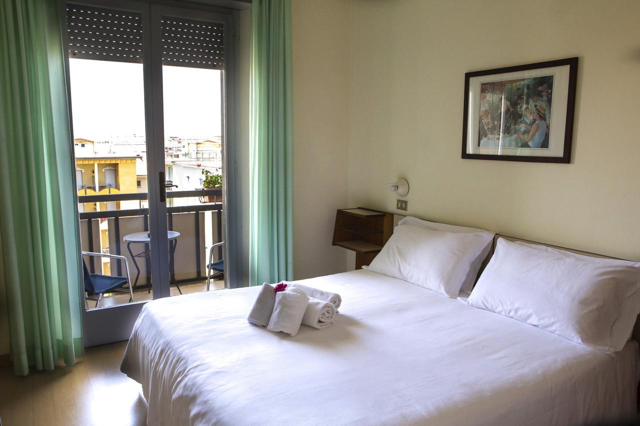 Hotel Miramare Et De La Ville Rimini Extérieur photo